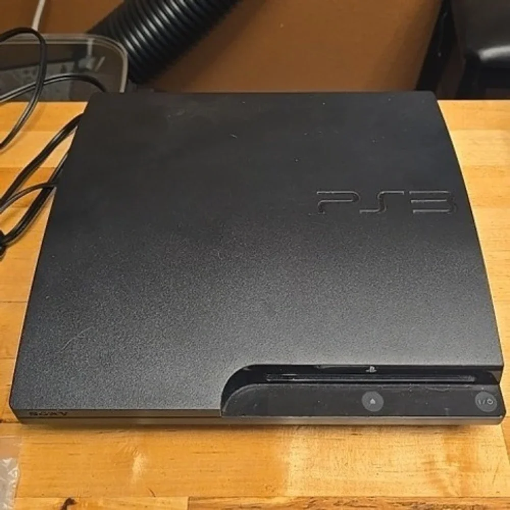Sony PlayStation 3 PS3 Slim CECH-3001B Bundle 320GB Black 8 Games Controller